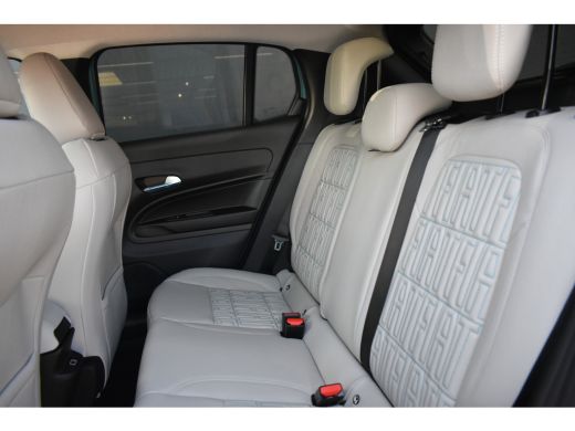 Fiat 600 1.2 Hybrid La Prima 145pk Automaat VOORRAAD-ACTIE! | Vol-Leder | Adaptive Cruise | Elektr. Stoele... ActivLease financial lease