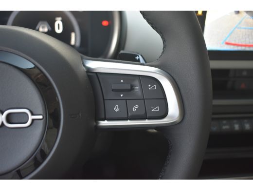 Fiat 600 1.2 Hybrid La Prima 145pk Automaat VOORRAAD-ACTIE! | Vol-Leder | Adaptive Cruise | Elektr. Stoele... ActivLease financial lease