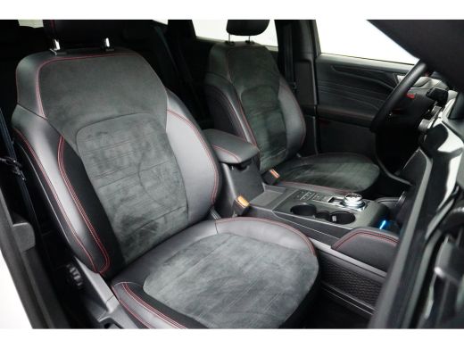 Ford Kuga 2.5 PHEV ST-Line X Pano-dak | 20 inch | Adapt. Cruise | Parelmoer Wit! | Head-up Display | B&O au... ActivLease financial lease