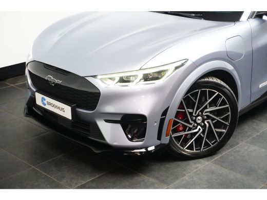 Ford Mustang Mach-E Mach-E GT Extended AWD 98 kWh | Pano-dak | 360 Camera | B&O audio | Standkachel | Elektrische Kle... ActivLease financial lease