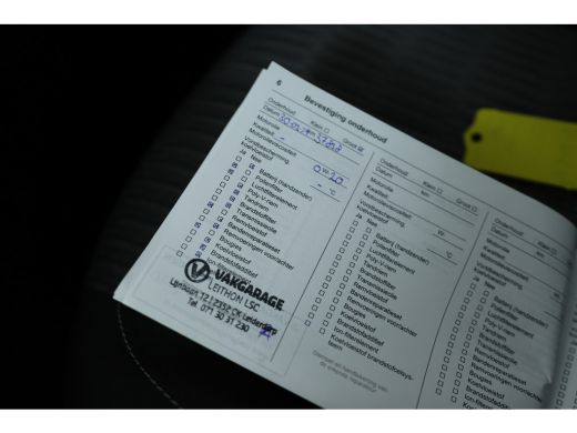 Opel Corsa 1.2 100pk Elegance | Navi By App | Stuurverwarming | Airco | Lichtmetalen Velgen | Cruise Control ActivLease financial lease