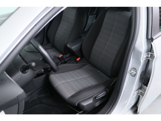 Opel Corsa 1.2 100pk Elegance | Navi By App | Stuurverwarming | Airco | Lichtmetalen Velgen | Cruise Control ActivLease financial lease