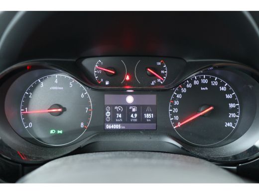 Opel Corsa 1.2 100pk Elegance | Navi By App | Stuurverwarming | Airco | Lichtmetalen Velgen | Cruise Control ActivLease financial lease