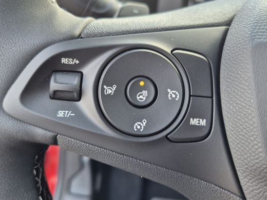 Opel Corsa YES, (2024B) | LED koplampen met LED dagrijverlichting | Licht- en regensensor | Parkeersensoren ... ActivLease financial lease