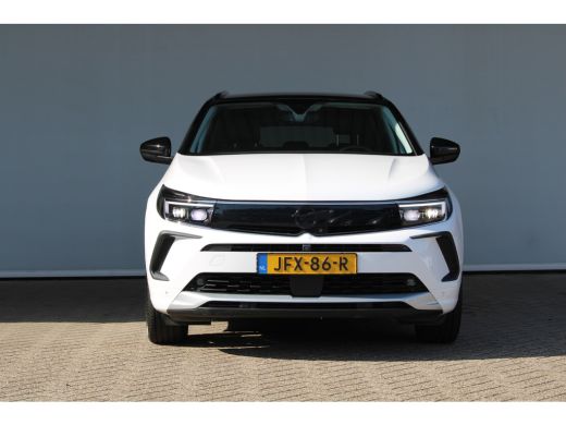 Opel Grandland 1.6 Plug-In Hybrid 4X4 | Matrix LED koplampen | Stoel & stuur verwarmd | Alcantara bekleding | Cr... ActivLease financial lease