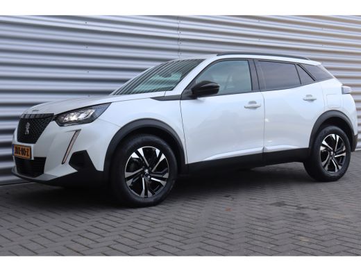 Peugeot 2008 1.2 PURETECH 130PK ALLURE PACK AUTOMAAT / NAVI / LEDER / CLIMA / LED / PDC / 17" LMV / CAMERA / K... ActivLease financial lease