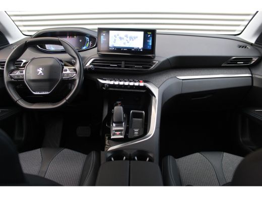 Peugeot 3008 1.6 HYbrid 225 Allure | Keyless | Navi | Camera | Carplay | DAB | Cruise | LED | Keyless | Navi |... ActivLease financial lease