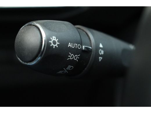 Peugeot 3008 1.6 HYbrid 225 Allure | Keyless | Navi | Camera | Carplay | DAB | Cruise | LED | Keyless | Navi |... ActivLease financial lease