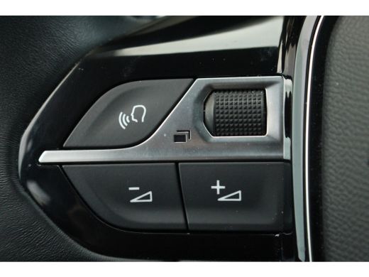 Peugeot 3008 1.6 HYbrid 225 Allure | Keyless | Navi | Camera | Carplay | DAB | Cruise | LED | Keyless | Navi |... ActivLease financial lease