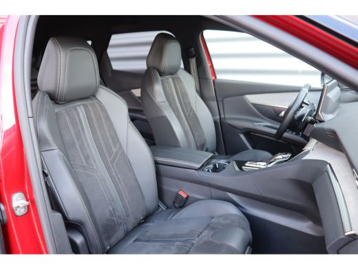 Peugeot 3008 1.6 PURETECH 180PK GT PACK AUTOMAAT / NAVI / LEDER / CLIMA / AGR / PDC / 19" LMV / CAMERA / 1500K... ActivLease financial lease