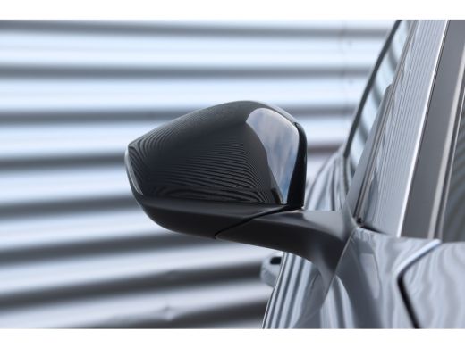 Peugeot 308 SW 1.2 PURETECH 130PK GT PACK AUTOMAAT / NAVI / LEDER / CLIMA / PDC / 18" LMV / CAMERA / KEYLESS ... ActivLease financial lease