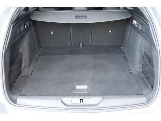 Peugeot 308 SW 1.2 PURETECH 130PK GT PACK AUTOMAAT / NAVI / LEDER / CLIMA / PDC / 18" LMV / CAMERA / KEYLESS ... ActivLease financial lease