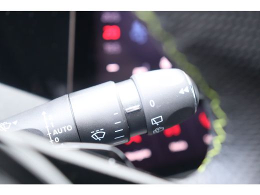 Peugeot 308 SW 1.2 PURETECH 130PK GT PACK AUTOMAAT / NAVI / LEDER / CLIMA / PDC / 18" LMV / CAMERA / KEYLESS ... ActivLease financial lease