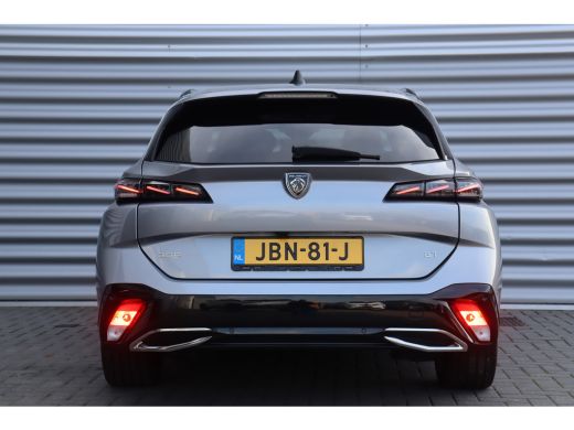 Peugeot 308 SW 1.2 PURETECH 130PK GT PACK AUTOMAAT / NAVI / LEDER / CLIMA / PDC / 18" LMV / CAMERA / KEYLESS ... ActivLease financial lease