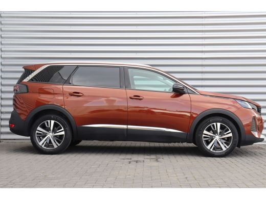Peugeot 5008 1.2 PURETECH 130PK 7-ZITS ALLURE PACK AUTOMAAT / NAVI / LEDER / CLIMA / PDC / 18" LMV / CAMERA / ... ActivLease financial lease