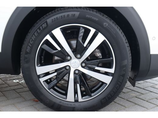 Peugeot 5008 1.2 PURETECH 130PK 7-ZITS GT AUTOMAAT / NAVI / LEDER / CLIMA / PDC / 18" LMV / CAMERA / KEYLESS /... ActivLease financial lease