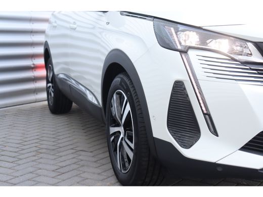 Peugeot 5008 1.2 PURETECH 130PK 7-ZITS GT AUTOMAAT / NAVI / LEDER / CLIMA / PDC / 18" LMV / CAMERA / KEYLESS /... ActivLease financial lease