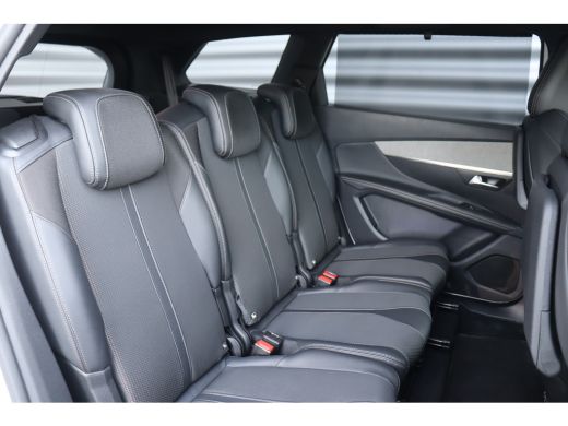 Peugeot 5008 1.2 PURETECH 130PK 7-ZITS GT AUTOMAAT / NAVI / LEDER / CLIMA / PDC / 18" LMV / CAMERA / KEYLESS /... ActivLease financial lease