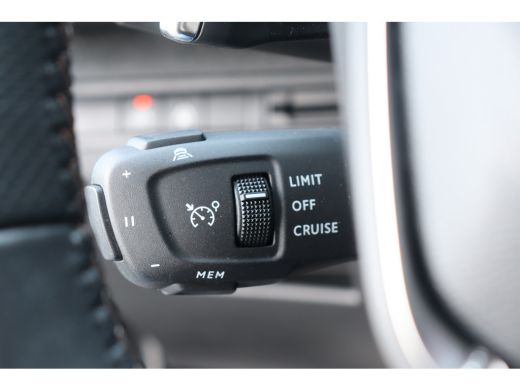 Peugeot 5008 1.2 PURETECH 130PK 7-ZITS GT AUTOMAAT / NAVI / LEDER / CLIMA / PDC / 18" LMV / CAMERA / KEYLESS /... ActivLease financial lease
