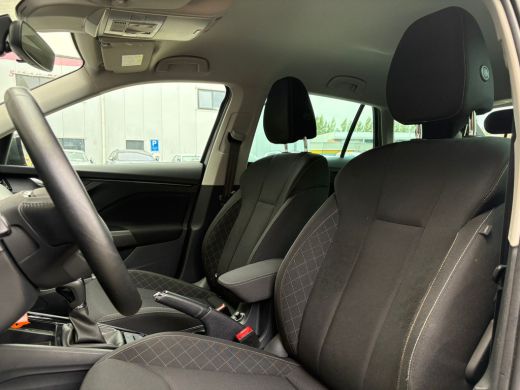 Skoda Scala 1.0 TSI 110 pk Ambition 7-DSG | Apple carplay | Getint glas | Cruise control | ActivLease financial lease