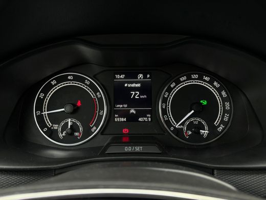 Skoda Scala 1.0 TSI 110 pk Ambition 7-DSG | Apple carplay | Getint glas | Cruise control | ActivLease financial lease