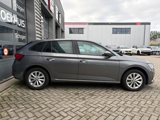 Skoda Scala 1.0 TSI 110 pk Ambition 7-DSG | Apple carplay | Getint glas | Cruise control | ActivLease financial lease