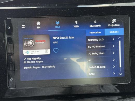 Toyota Aygo 1.0 VVT-i MT Play **ADAPTIEF CRUISECONTROL/ AIRCO/ DAB/ GARANTIE** ActivLease financial lease