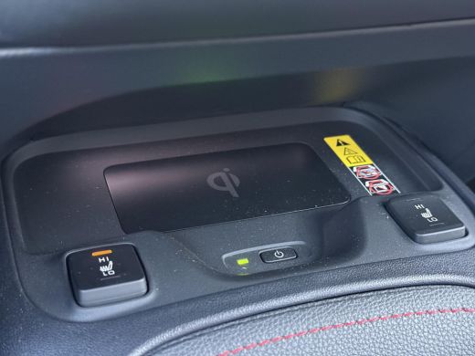 Toyota Corolla Touring Sports Hybrid 140 GR Sport **STOEL EN STUURWIELVERWARMING/ DODEHOEK DETECTIE/ PARKEERSENSOREN/ GARANTIE** ActivLease financial lease