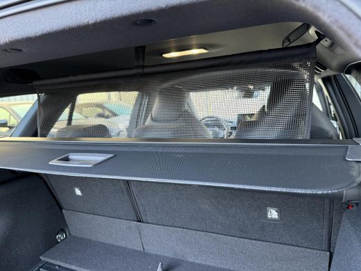 Toyota Corolla Touring Sports Hybrid 140 GR Sport **STOEL EN STUURWIELVERWARMING/ DODEHOEK DETECTIE/ PARKEERSENSOREN/ GARANTIE** ActivLease financial lease