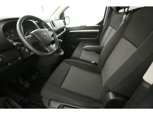 Toyota ProAce 2.0 D-4D L3H1 | DC | Airco | Camera | Carplay | Trekh. | Cruise | Parkeersens. ActivLease financial lease