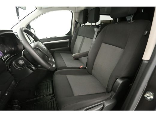 Toyota ProAce 2.0 D-4D L3H1 | DC | Airco | Camera | Carplay | Trekh. | Cruise | Parkeersens. ActivLease financial lease