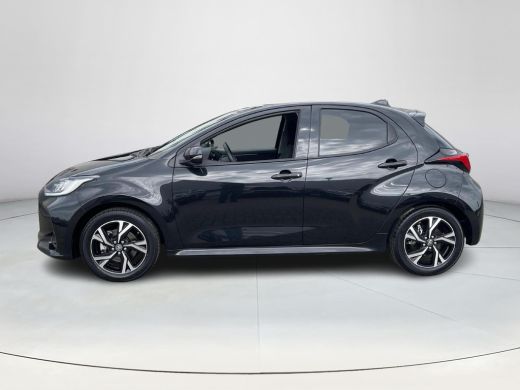 Toyota Yaris 1.5 Hybrid 115 First Edition ActivLease financial lease