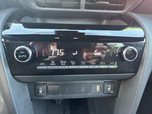 Toyota Yaris Cross 1.5 Hybrid Dynamic Comfort Pack ActivLease financial lease