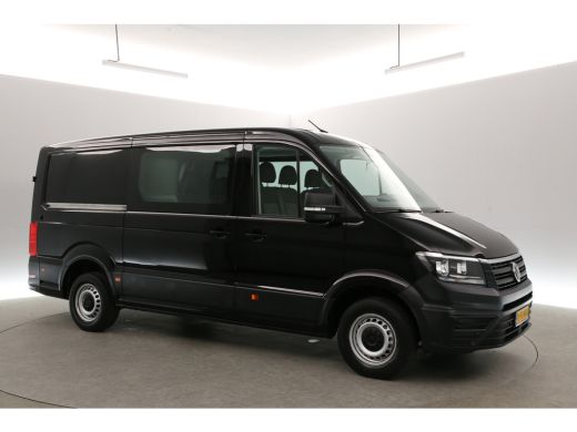 Volkswagen Crafter 35 2.0 TDI L3H2 | 140PK | DC | 7-Zits | 3000kg Trekhaak | Airco | Cruise | Camera | Carplay | Par... ActivLease financial lease