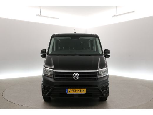 Volkswagen Crafter 35 2.0 TDI L3H2 | 140PK | DC | 7-Zits | 3000kg Trekhaak | Airco | Cruise | Camera | Carplay | Par... ActivLease financial lease