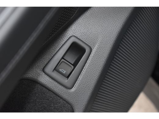 Volkswagen ID.7 286PK Pro Limited Edition 77 kWh IQ LIGHT | HEAD-UP | STOELVERW. | ELECT. STOEL + MEMORY | ADAPT... ActivLease financial lease