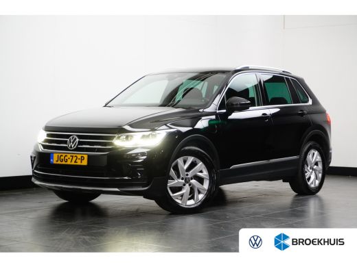 Volkswagen Tiguan 1.4 TSI 245PK eHybrid Elegance | Achteruitrijcamera | Trekhaak elektrisch uitklapbaar | Voorstoel... Volkswagen Tiguan 1.4 TSI 245PK eHybrid Elegance | Achteruitrijcamera | Trekhaak elektrisch uitklapbaar | Voorstoel...