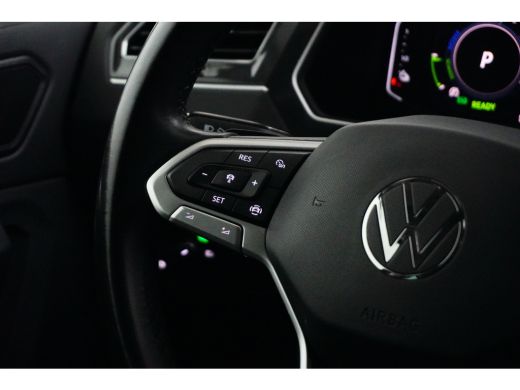 Volkswagen Tiguan 1.4 TSI 245PK eHybrid Elegance | Achteruitrijcamera | Trekhaak elektrisch uitklapbaar | Voorstoel... ActivLease financial lease