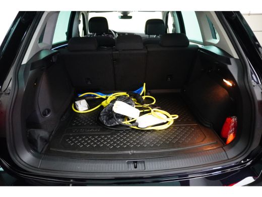 Volkswagen Tiguan 1.4 TSI 245PK eHybrid Elegance | Achteruitrijcamera | Trekhaak elektrisch uitklapbaar | Voorstoel... ActivLease financial lease