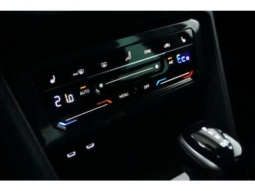 Volkswagen Tiguan 1.4 TSI 245PK eHybrid Elegance | Achteruitrijcamera | Trekhaak elektrisch uitklapbaar | Voorstoel... ActivLease financial lease