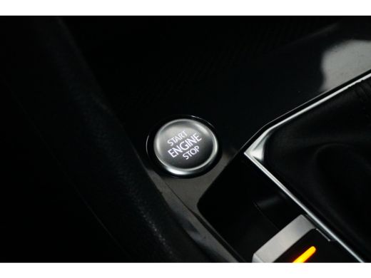 Volkswagen Tiguan 1.4 TSI 245PK eHybrid Elegance | Achteruitrijcamera | Trekhaak elektrisch uitklapbaar | Voorstoel... ActivLease financial lease