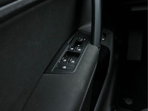 Volkswagen Tiguan 1.5 TSI Comfortline-Business (INCL-BTW) *NAVI-FULLMAP | MICROFIBRE | DAB | ECC | PDC | CRUISE | P... ActivLease financial lease