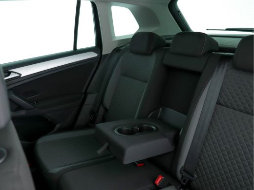 Volkswagen Tiguan 1.5 TSI Comfortline-Business (INCL-BTW) *NAVI-FULLMAP | MICROFIBRE | DAB | ECC | PDC | CRUISE | P... ActivLease financial lease