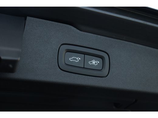 Volvo  V60 2.0 T6 Plug-in hybrid AWD Plus Dark | Harman Kardon | Sportstoelen | 360° Camera | Trekhaak | Ele... ActivLease financial lease