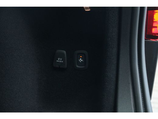 Volvo  V60 2.0 T6 Plug-in hybrid AWD Plus Dark | Harman Kardon | Sportstoelen | 360° Camera | Trekhaak | Ele... ActivLease financial lease