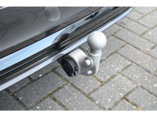 Volvo  V60 2.0 T6 Plug-in hybrid AWD Plus Dark | Harman Kardon | Sportstoelen | 360° Camera | Trekhaak | Ele... ActivLease financial lease