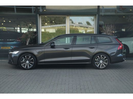 Volvo  V60 2.0 T6 Plug-in hybrid AWD Plus Dark | Harman Kardon | Sportstoelen | 360° Camera | Trekhaak | Ele... ActivLease financial lease