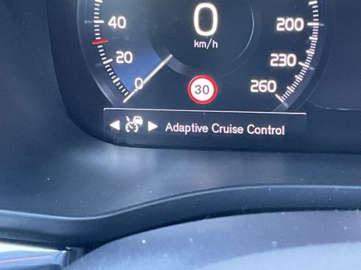 Volvo  XC60 2.0 Recharge T6 AWD R-Design HUD HK Pano.dak BLIS Vol opties Inscription PHEV Plug-in ActivLease financial lease