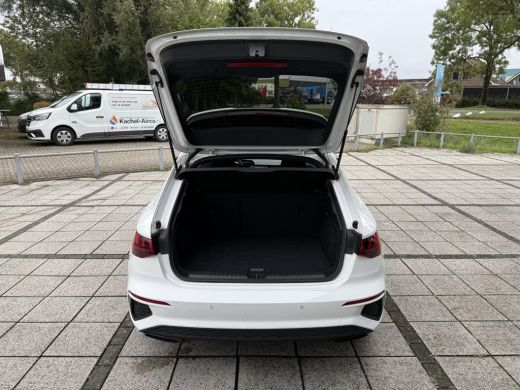 Audi A3 Sportback Aut. 30 TFSI S-Line | Navi | Virtual Cockpit | LED | ActivLease financial lease