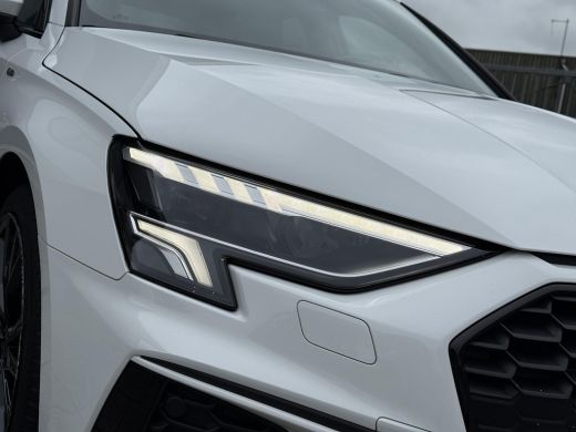Audi A3 Sportback Aut. 30 TFSI S-Line | Navi | Virtual Cockpit | LED | ActivLease financial lease
